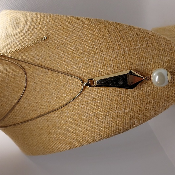 Talbots Jewelry - TALBOT'S Goldtone Bold Statement Pearl Pendant Snake Chain 28 " Necklace GUC